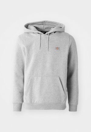 Sweatshirt cinza com capuz em material de fleece, apresentando um bolso frontal, punhos canelados e um pequeno logo no peito.
