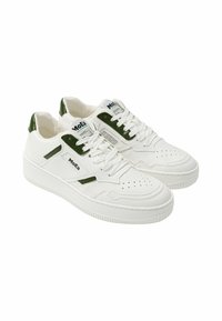 Witte sneakers met groene accenten, van leer, met vetersluiting, geperforeerde neutop, textured zool en logo-label op de tong.
