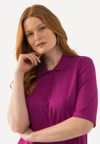Ulla Popken COUPE CLASSIQUE - Polo - berry