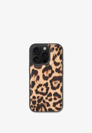 Custodia per telefono con motivo leopardato beige e nero, caratterizzata da una finitura testurizzata, bordi modellati e ritaglio per la fotocamera.