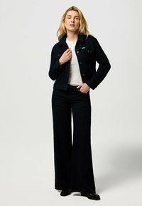 Wrangler - Wide leg