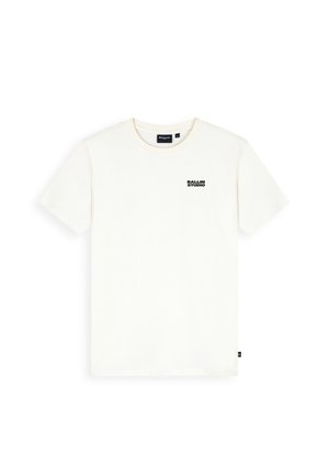 Witte T-shirt met korte mouwen en ronde hals met kleine zwarte tekst "Ballin Studio" op de linkerborst en een zwart label op de zijnaden.