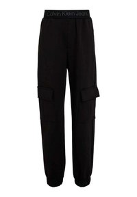Pantaloni cargo neri con vita elastica e logo "Calvin Klein Jeans", tasche laterali e polsini elastici alle caviglie.