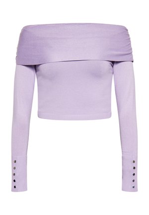 Off-shoulder lavendel crop top med lange ærmer, ribbet struktur og knapdetaljer langs manchetterne.