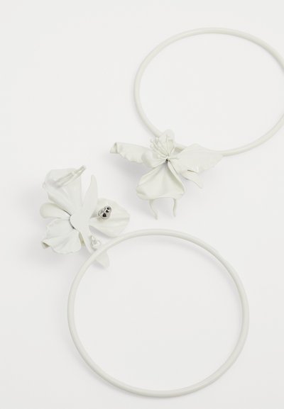 Cult Gaia CAMILLE EARRING - Orecchini - white