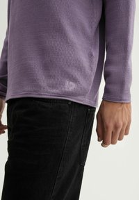 TOM TAILOR DENIM R NECK - Strickpullover - foggy purple
