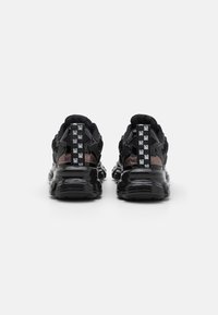 Steve Madden QUANTICO - Sportcipő - black