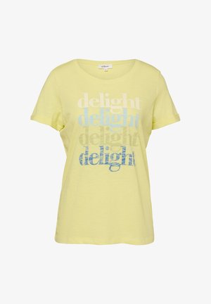 Leicht gelbes Damen-T-Shirt mit kurzen Ärmeln und Rundhalsausschnitt, vorne mit wiederholtem "delight" Schriftzug in Weiß, Hellblau, Beige und Dunkelblau.