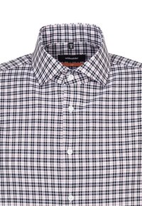 Camicia da uomo slim fit con pattern a quadri neri, bianchi e rosa e colletto con bottoni del marchio Seidensticker.