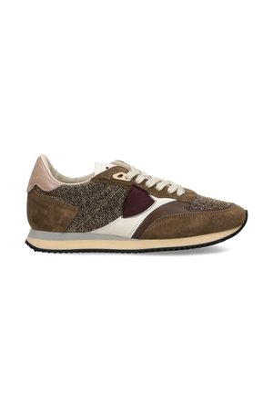 Brown and beige suede and fabric sneaker with white laces, a beige sole, and dark brown and white side panels, shown in side profile.