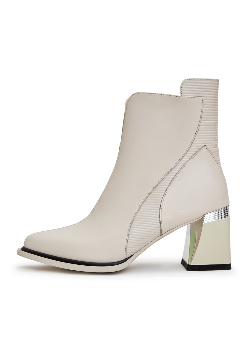 Cesare Gaspari BLOCK HEEL - Stivaletti - off white/avorio - Zalando.it