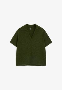 Non sélectionné, dark green