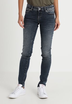Jeansy Skinny Fit