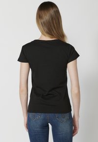 Koroshi Triko s potiskem - black