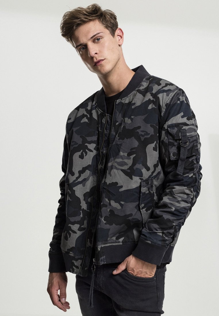 Urban Classics VINTAGE CAMO - Bomberjakke - dark camo/sort - Zalando.dk