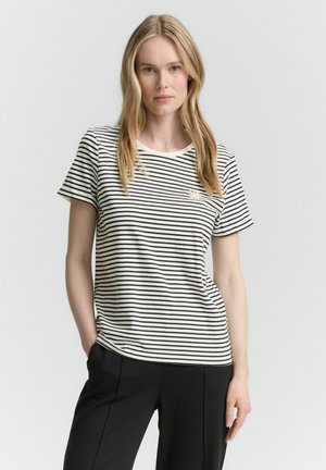 MIT STREIFENMUSTER - Nyomott mintás póló - black white irregular stripe