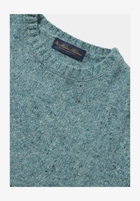 Ausgewählt, light blue