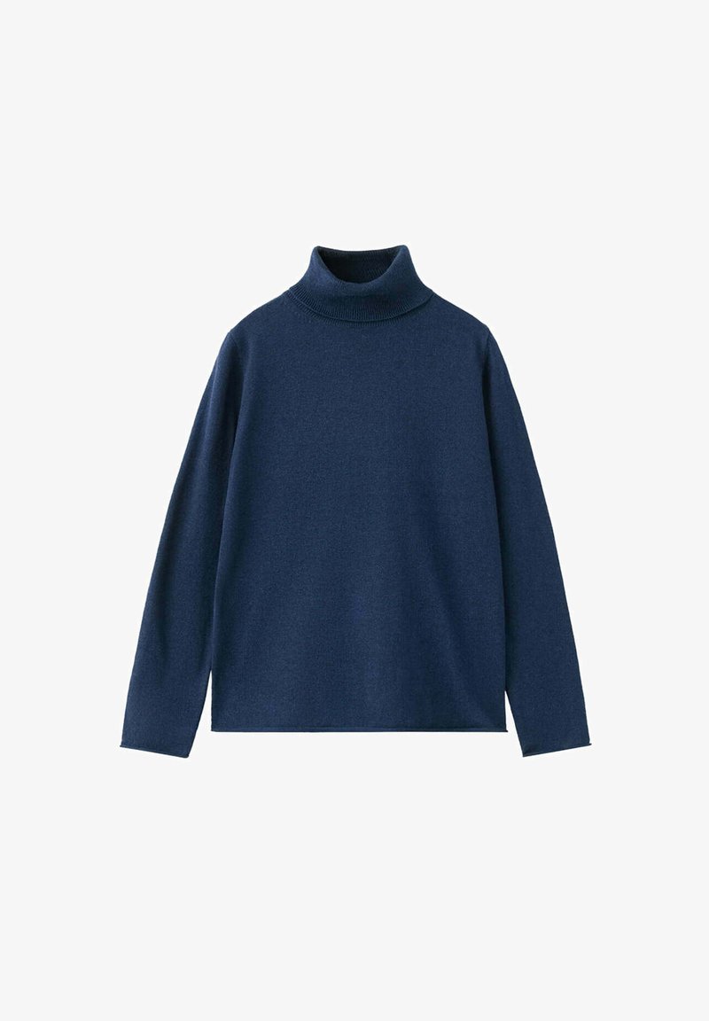 Pull à col roulé bleu marine à manches longues en tissu tricoté doux avec un col ajusté et un ourlet droit.