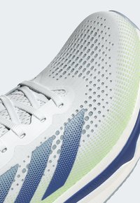 adidas Performance SUPERNOVA RISE - Zapatillas running asfalto - cloud white blue green spark