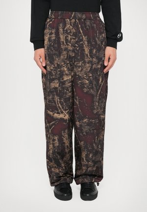 FOREST GLITCH PANT - Pantalon de survêtement - brown