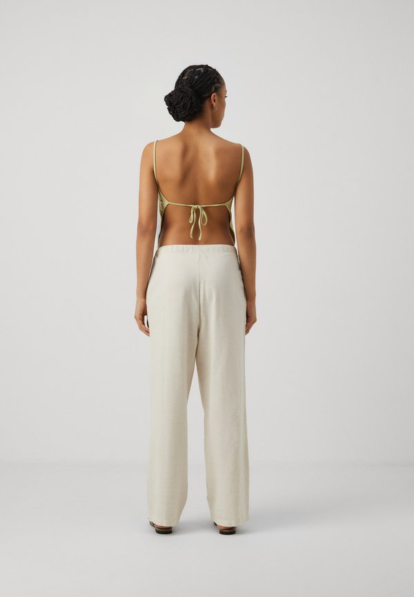 VMJAZZLYN WIDE PANTS  - Trousers - natural melange4