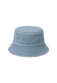 Unselected, light blue