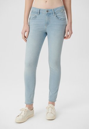 SUPER ADRIANA - Jeans Skinny Fit - it blue str