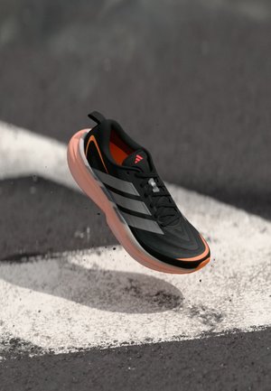 SUPERNOVA GLIDE - Laufschuh Straße - core black/iron metallic/lucid orange