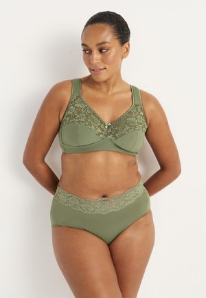 Olijfgroene lingerie set met een bh met kantdetails en een bloemenpatroon, aangevuld met hoogslipje met kanttrim.