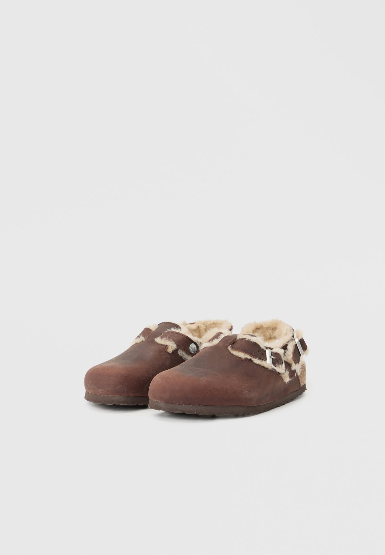 TOKIO SHEARLING