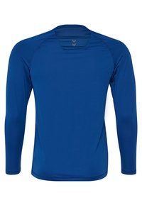 Langærmet atletisk skjorte i dybblå stof. Har en rund hals, glat tekstur og minimale syninger.
