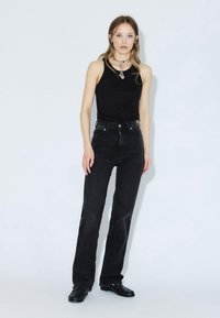 Dr.Denim MOXY STRAIGHT - Straight leg jeans - black mist