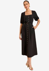 Unselected, black