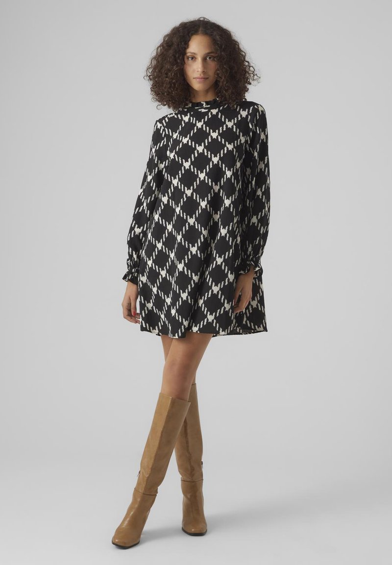 Vero Moda Sukienka letnia czarny