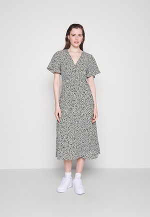 VILA Tall VILOVIE NEW WRAP DRESS - Jurk - lavender