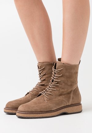 Tamaris BOOTS  - Platform ankle boots - taupe