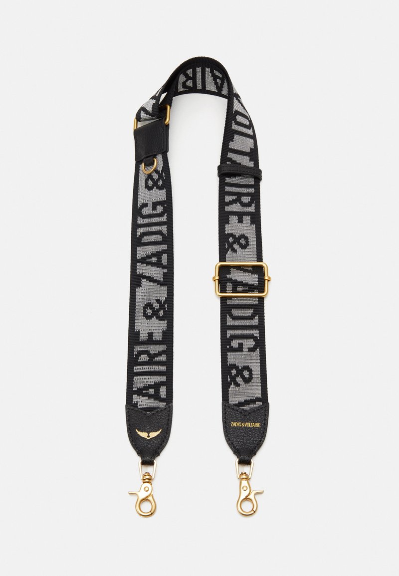 Svart og grå stropp med tekstmønster, med gullbekledning, klips i hver ende, og en skinndetalj med logo.