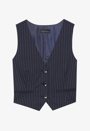 Gilet rayé marine avec un col en V, trois boutons noirs et des poches avant. Fabriqué en tissu lisse avec une coupe ajustée.