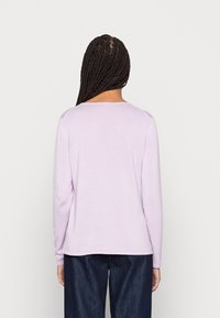 TOM TAILOR BASIC V-NECK - Camisola - iris flower