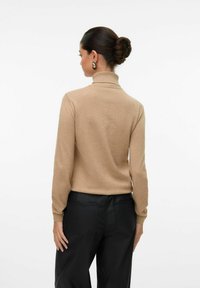 Vero Moda VMHAPPYGLITTER - Džemper - silver mink