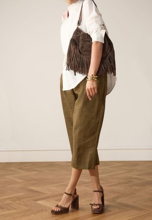 Manfield, Sandalen met enkelbandjes - braun