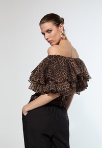 LOLA CASADEMUNT Blůza - brown