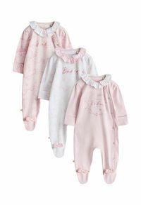 Tři dětské dupačky v jemné růžové a bílé bavlně. Mají volánkové límce, zapínání na patentky a ozdobné mašličky na nožičkách. Dva kusy jsou s květinovými vzory.