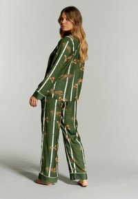 B by Ted Baker SET zielony