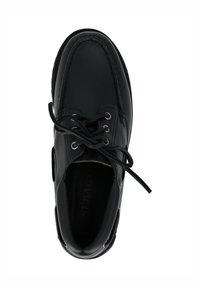 Chaussure bateau en cuir noir avec bout arrondi, design à lacets et surpiqûres contrastantes. Dispose d'une semelle texturée pour l'adhérence.