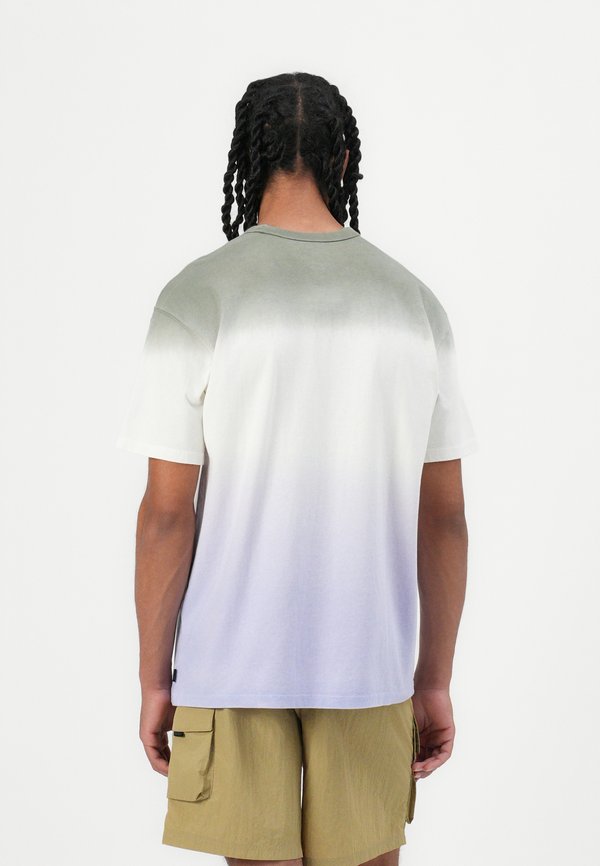 TEE  - Print T-shirt - light army3