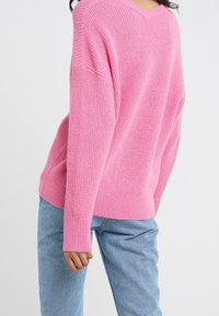 Filippa K Sweter