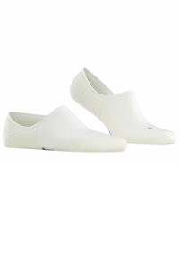 Calcetines blancos invisibles hechos de una tela suave con una textura lisa. Presentan un diseño de corte bajo y un pequeño logo azul en un lado.