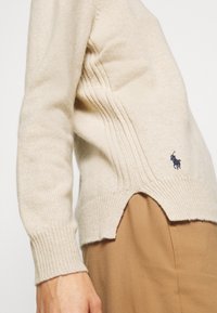 Polo Ralph Lauren Stickad tröja - beige
