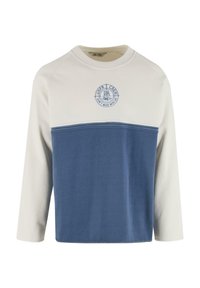Sweter z długim rękawem w kolorze kremowym i niebieskim, z kolorowym blokiem, okrągłym dekoltem i okrągłym logo na piersi. Wykonany z miękkiego materiału bawełnianego.